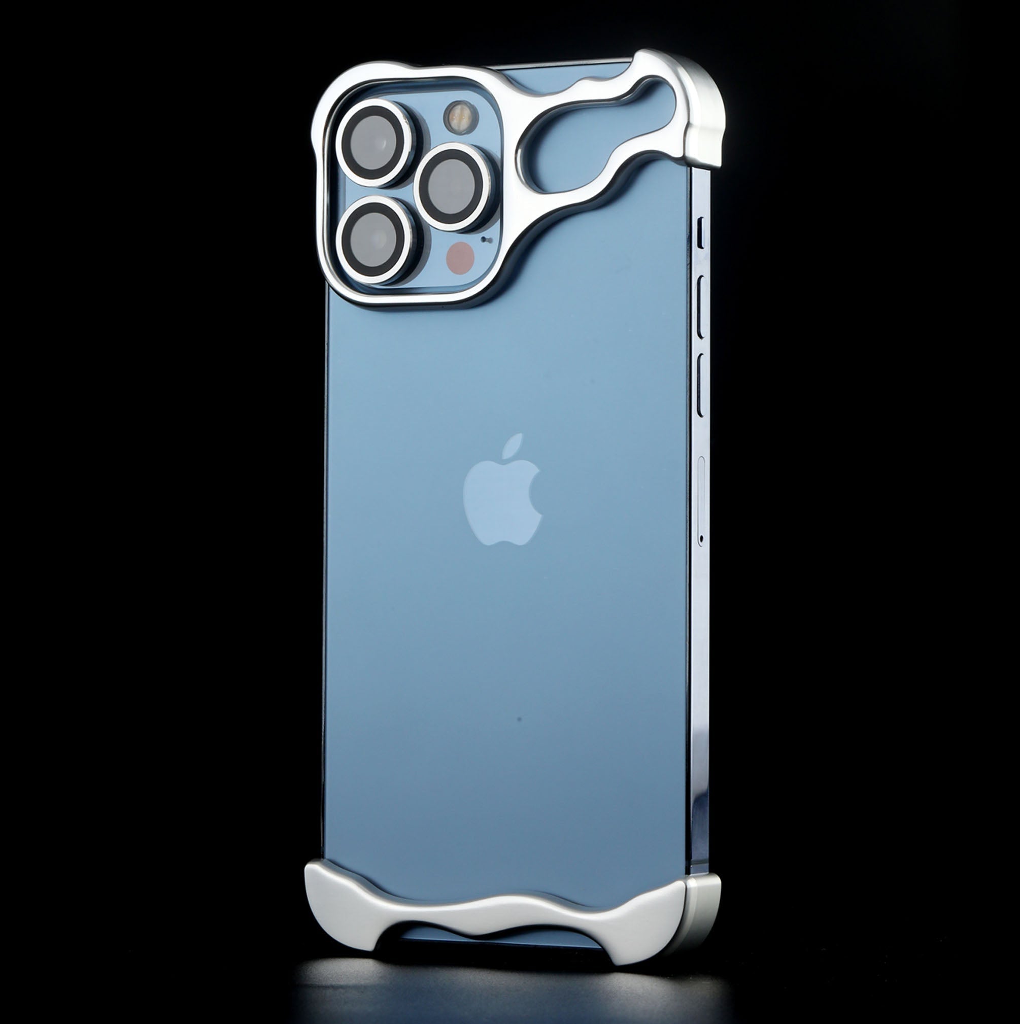 ALUMINIUM IPHONE CASE