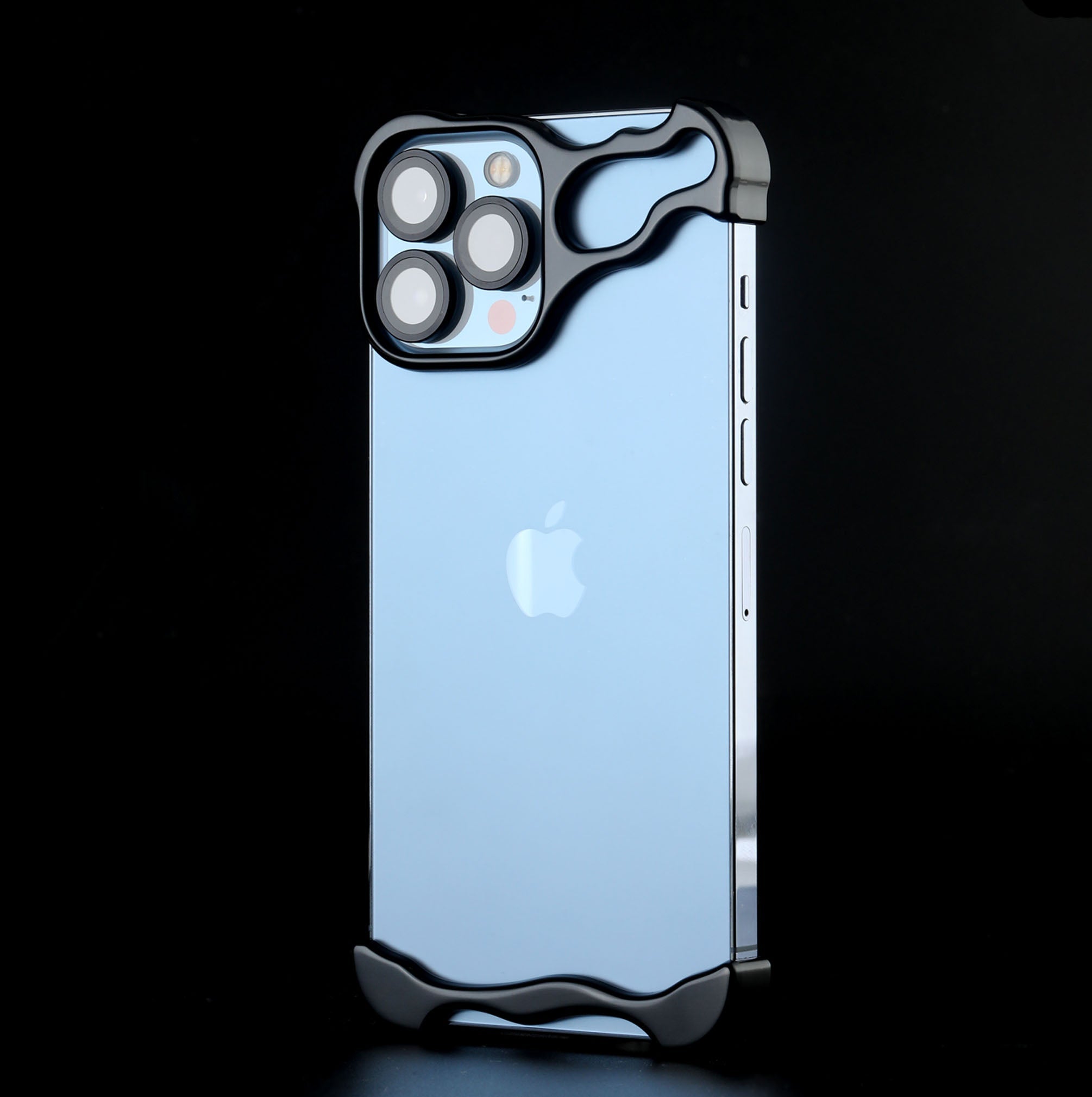 ALUMINIUM IPHONE CASE